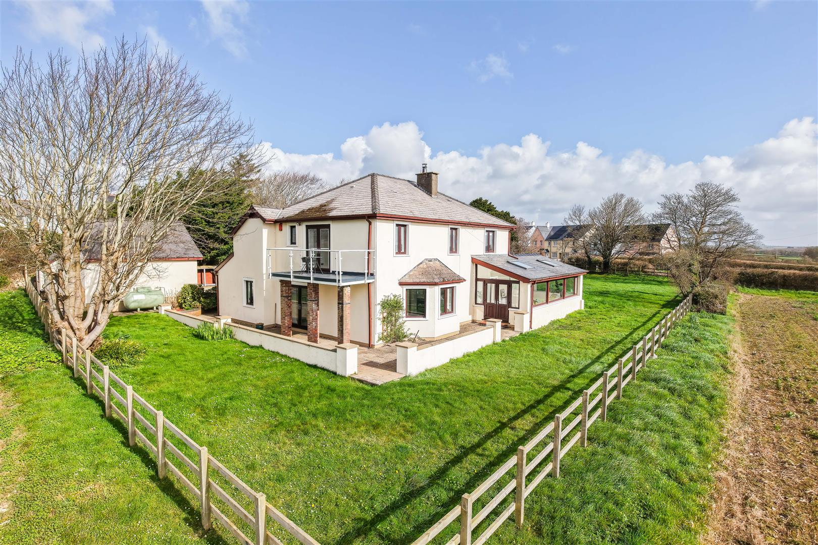 Gileston Road, Gileston, Vale Of Glamorgan, CF62 4HU